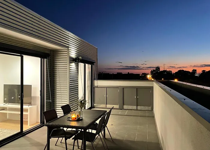Queensview168 Apartments Moonee Ponds